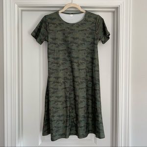 Camo short sleeve dress